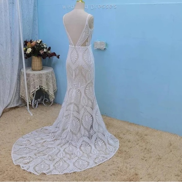 Lace Boho Wedding Gown (size 2) - Picture 5 of 5